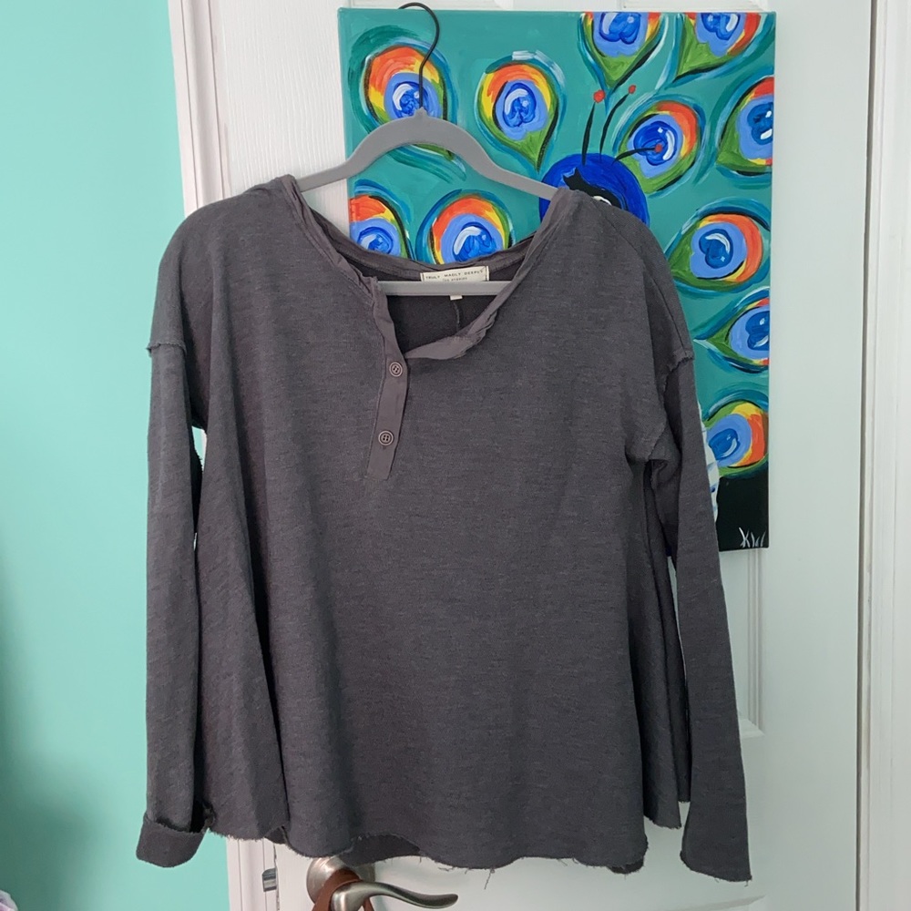 urban outfitters gray long sleeve
